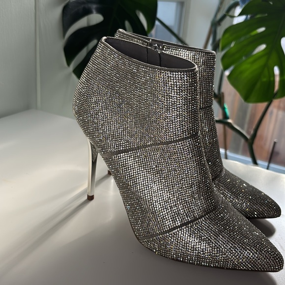 STEVE MADDEN Elysia Rhinestone Booties with Chrome Heel (Size 9) - Picture 13 of 13